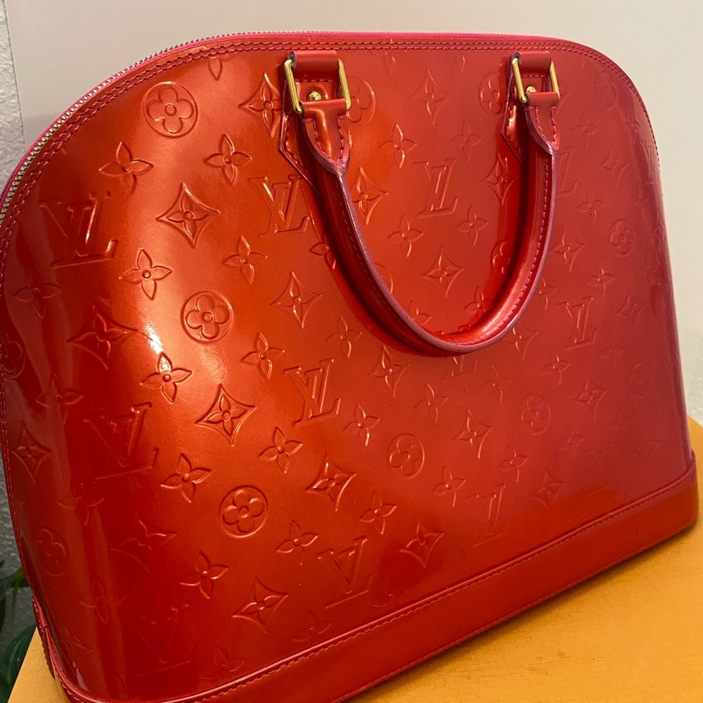 Louis Vuitton The Alma Two tone Red and pink Shiny Red Embossed Satchel - Picture 8 of 13